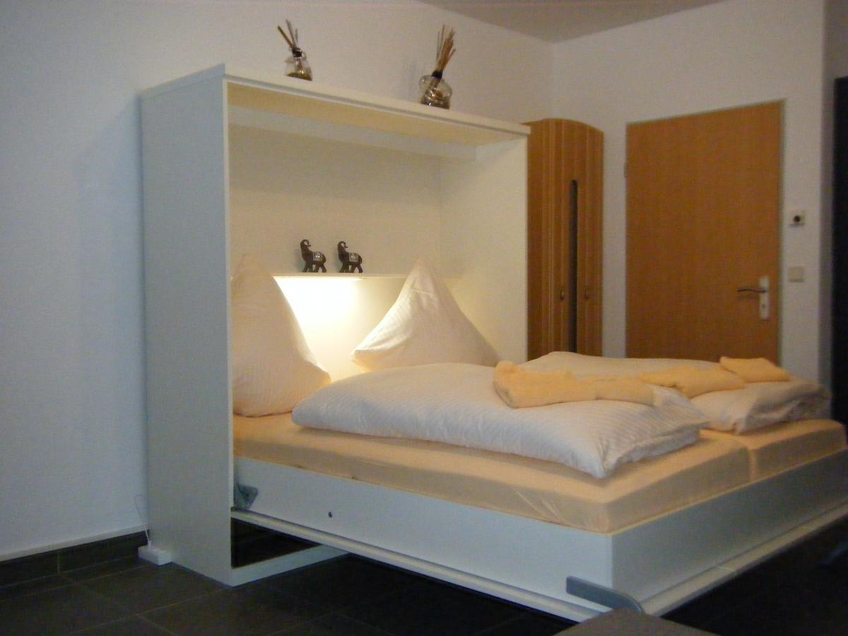 Wietheger'S Ferienwohnungen Gaestehaus Strycktal II 빌링겐 외부 사진